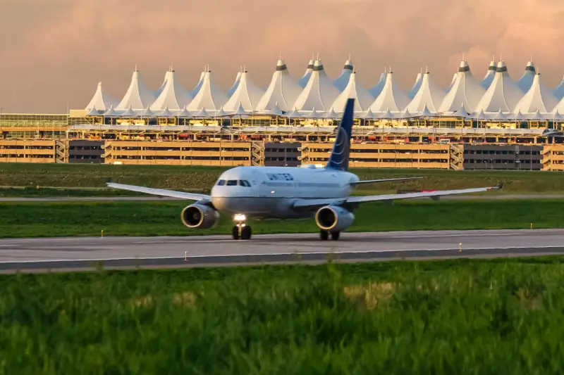 Private Denver airport transportation with 24/7 chauffeur service